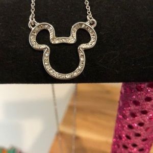 NWOT Ladies 17 inch Disney Mickey Necklace